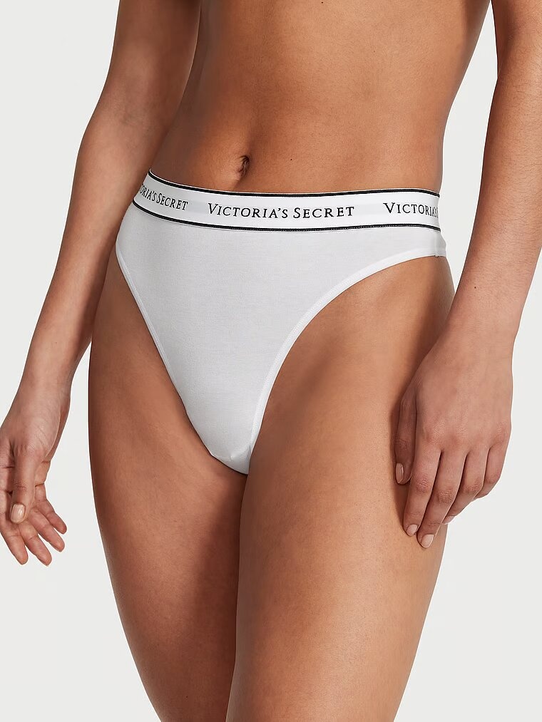 Хлопковые трусики тонг Victoria's Secret Logo Cotton High-Waist Thong Panty 415708QBF фото