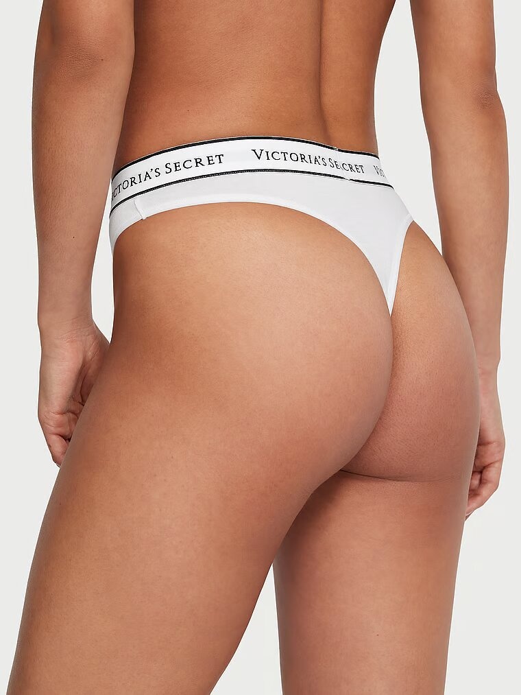 Хлопковые трусики тонг Victoria's Secret Logo Cotton High-Waist Thong Panty 415708QBF фото